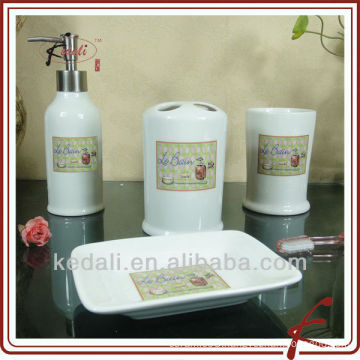 ceramic bathroom set four E022